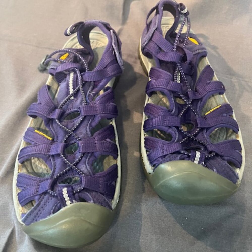 EUC Keen Women's Whisper Waterproof Hiking Sandals lightweight water, hiking 9.5